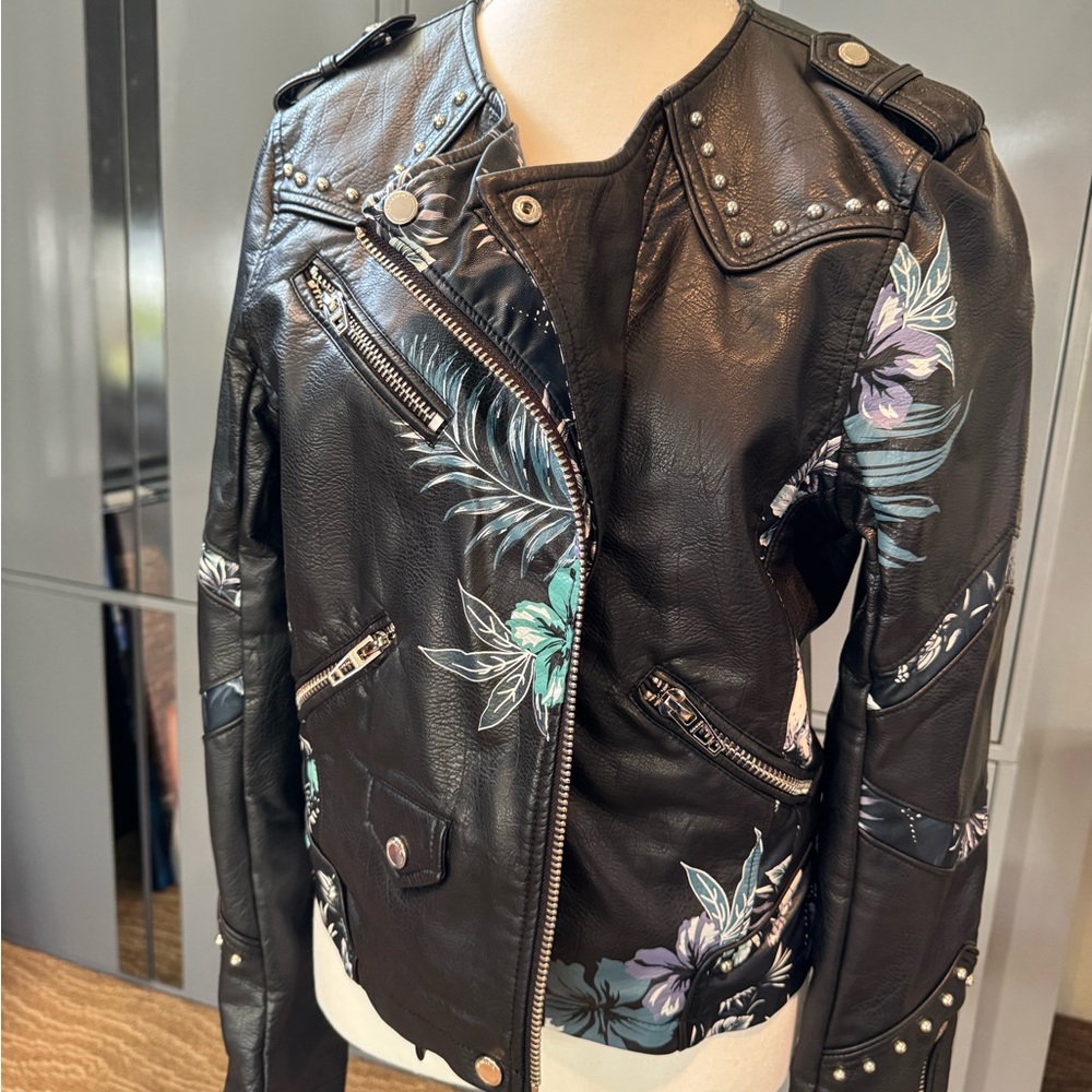 NWOT BLANK NYC medium black faux leather floral paint motorcycle jacket